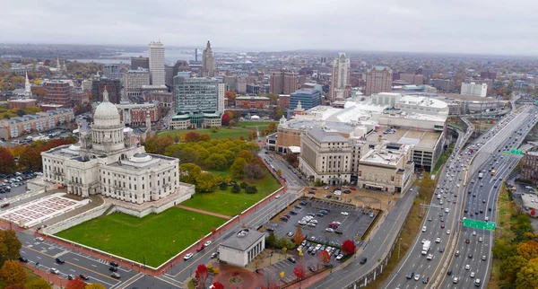 Ein Bewölkter Tag Über Hartford Connecticut Und Der Urbanen Stadtlandschaft — Stockfoto