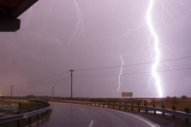Göz burada Batı Körfezi içinde Galveston yakın alır gibi yana doğru yağmur başlar