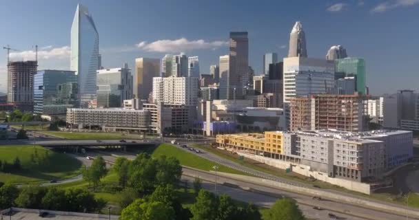 Otoyol Şehir Üzerinde Yukarı Hava Ayrıcalık Charlotte North Carolina — Stok video