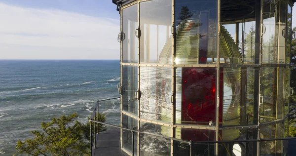 Fechar Cabo Meares Farol Fresnel Lens Oceano Pacífico — Fotografia de Stock