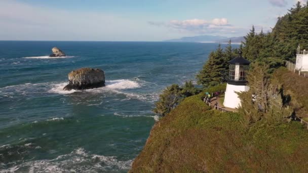 Cape Meares Deniz Feneri Pasifik Okyanusu Uçan Havadan Görünümü — Stok video