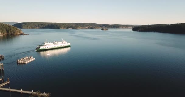 Transporte Balsa Necessário Para Mover Passageiros Ilha Para Ilha San — Vídeo de Stock