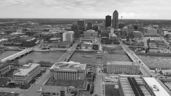 Aeiral View Iowa statens huvudstad staden Des Moines — Stockfoto