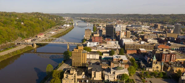 Lång panoramautsikt Charleston West Virginia Capitol City — Stockfoto