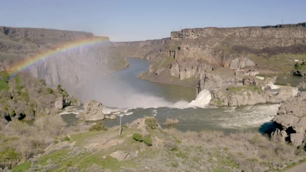 Bovenaanzicht Kleurweergave Shoshone Falls Idaho Genererende Regenboog — Stockvideo