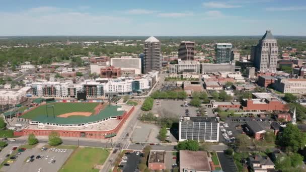 Greensboro North Carolina Centro Città Skyline Urban Core — Video Stock