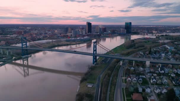 Maumee River Looking Downtown Toledo Ohio Sunset — Stock Video