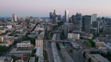 Seattle Washington 'da 5. Otoyol Üzerinde Hava Perspektifi