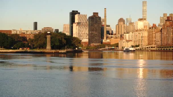 Faro Roosevelt Island Nell East River New York — Video Stock