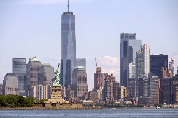 Nowy Jork Manhattan Skyline Ellis Island Statua Wolności USA — Zdjęcie stockowe