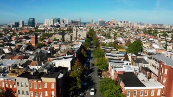 Baltimore Maryland City Skyline Stedelijke Straten Residentiële Rijhuizen — Stockvideo