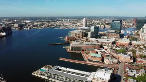 Baltimore Maryland City Skyline Harbor Waterfront Piers Docks — Vídeo de Stock