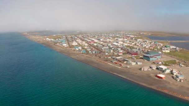 Dimman Lyfts Barrow Alaska Som Heter Utqiagvik — Stockvideo