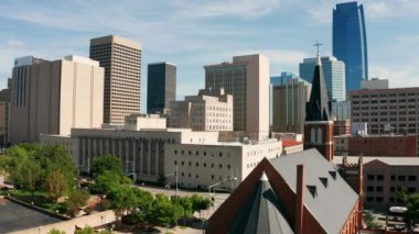 Şehir merkezi ve binalar dar görüşlü Oklahoma City Tamam hava manzaralı