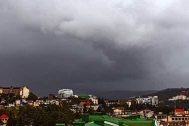 8 Ağustos 2016 - Yalta, Kırım 'da yaz aylarında fırtınalı bir gökyüzü