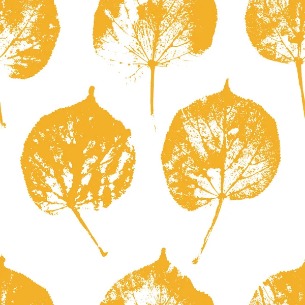 Vektor Nahtloses Muster Mit Herbstlich Tiefgelben Blättern Lindenblätter Warme Farben — Stockvektor