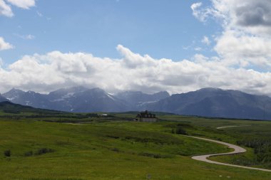 Waterton Lakes içinde, Alberta, Kanada