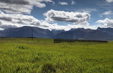 Waterton Lakes içinde, Alberta, Kanada