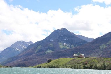 Waterton Lakes içinde, Alberta, Kanada