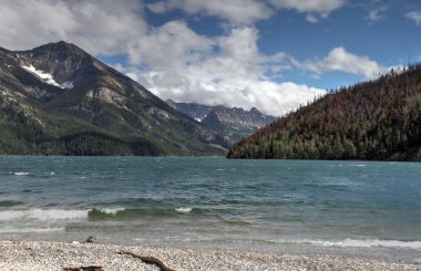 Waterton Lakes içinde, Alberta, Kanada