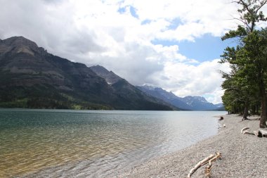 Waterton Lakes içinde, Alberta, Kanada
