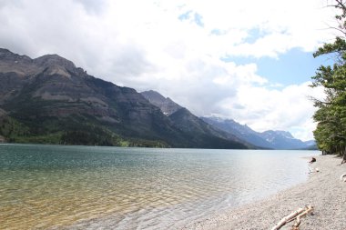 Waterton Lakes içinde, Alberta, Kanada