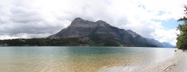 Waterton Lakes içinde, Alberta, Kanada
