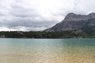 Waterton Lakes içinde, Alberta, Kanada