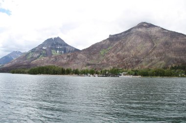 Waterton Lakes içinde, Alberta, Kanada