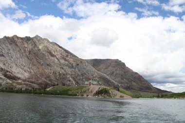 Waterton Lakes içinde, Alberta, Kanada