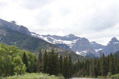 Waterton Lakes içinde, Alberta, Kanada