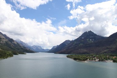 Waterton Lakes içinde, Alberta, Kanada