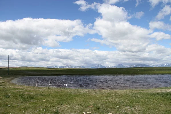 Waterton Lakes içinde, Alberta, Kanada