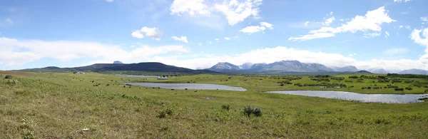 Dentro Waterton Lakes Alberta Canadá — Foto de Stock