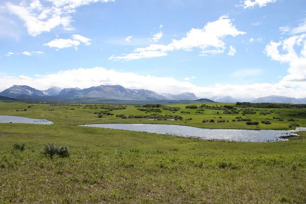 Waterton Lakes içinde, Alberta, Kanada