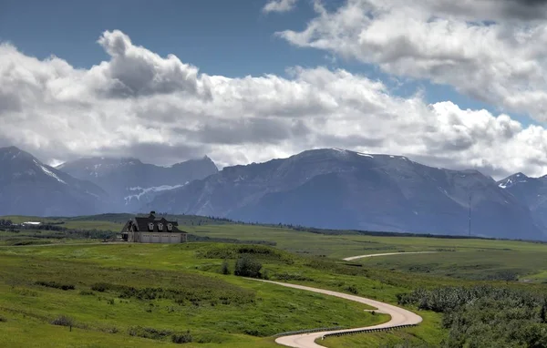 Waterton Lakes içinde, Alberta, Kanada
