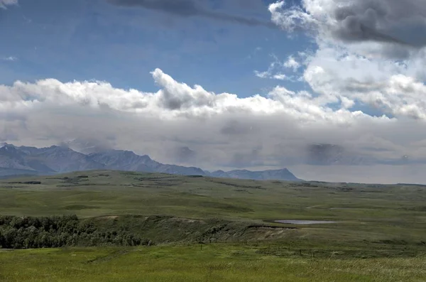 Waterton Lakes içinde, Alberta, Kanada