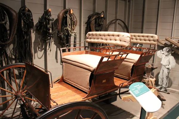 Taşıma Müzesi, Alberta, Kanada 'da arabaları