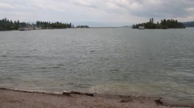 Buzul Milli Parkı, Montana. Waterton Gölleri, Alberta, Flathead Gölü