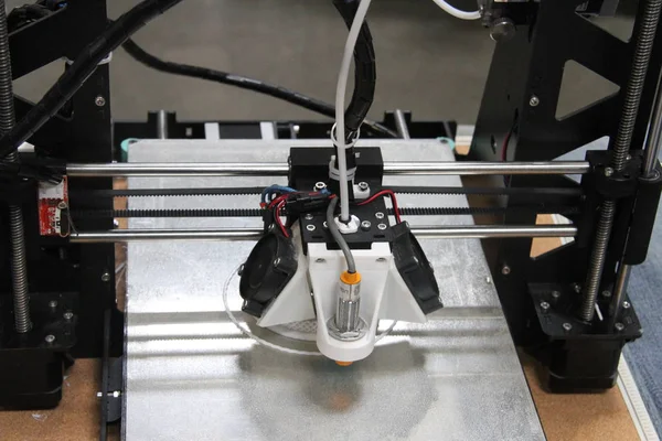 06.01.2018: San Mateo, Kaliforniya: Fuarcılık fuarında sergiler