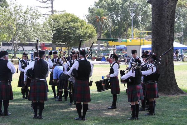 2018 Pleasanton Californië Schotse Bagpipe Marching Band Highland Games — Stockfoto