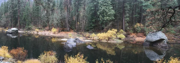 Natureza Parque Nacional Yosemite Outono — Fotografia de Stock