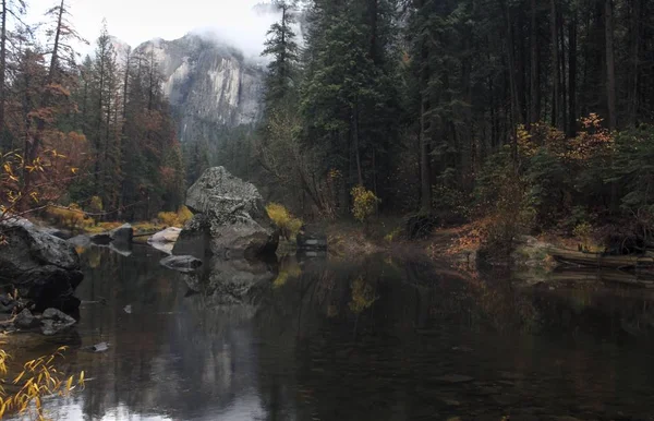 Natura Nel Parco Nazionale Dello Yosemite Autunno — Foto Stock