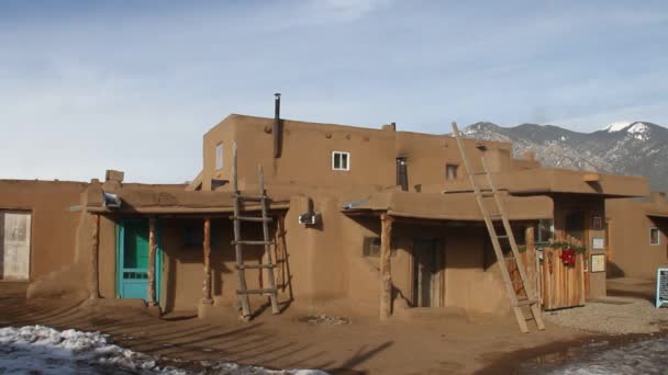 Taos New Mexico Pueblos Kışın — Stok video