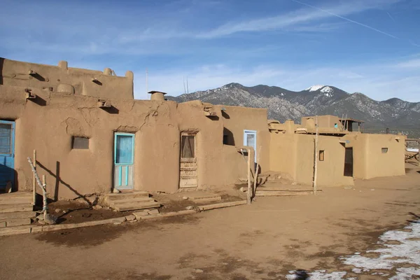1/10/2019: Taos New Mexico: Pueblo in Taos