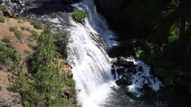 Burney ve Mccloud Falls Kaliforniya