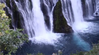 Burney ve Mccloud Falls Kaliforniya