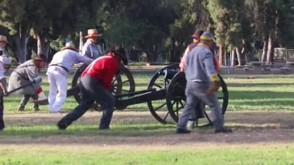 2019 Fresno Californië Het Naspelen Van Burgeroorlog — Stockvideo