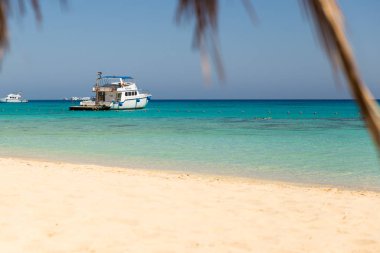 Mahmya adası mısır plajından görünümü