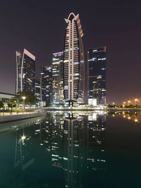 Vista Lago Aos Arranha Céus Emirates Dubai Jumeirah Lakes Towers — Fotografia de Stock